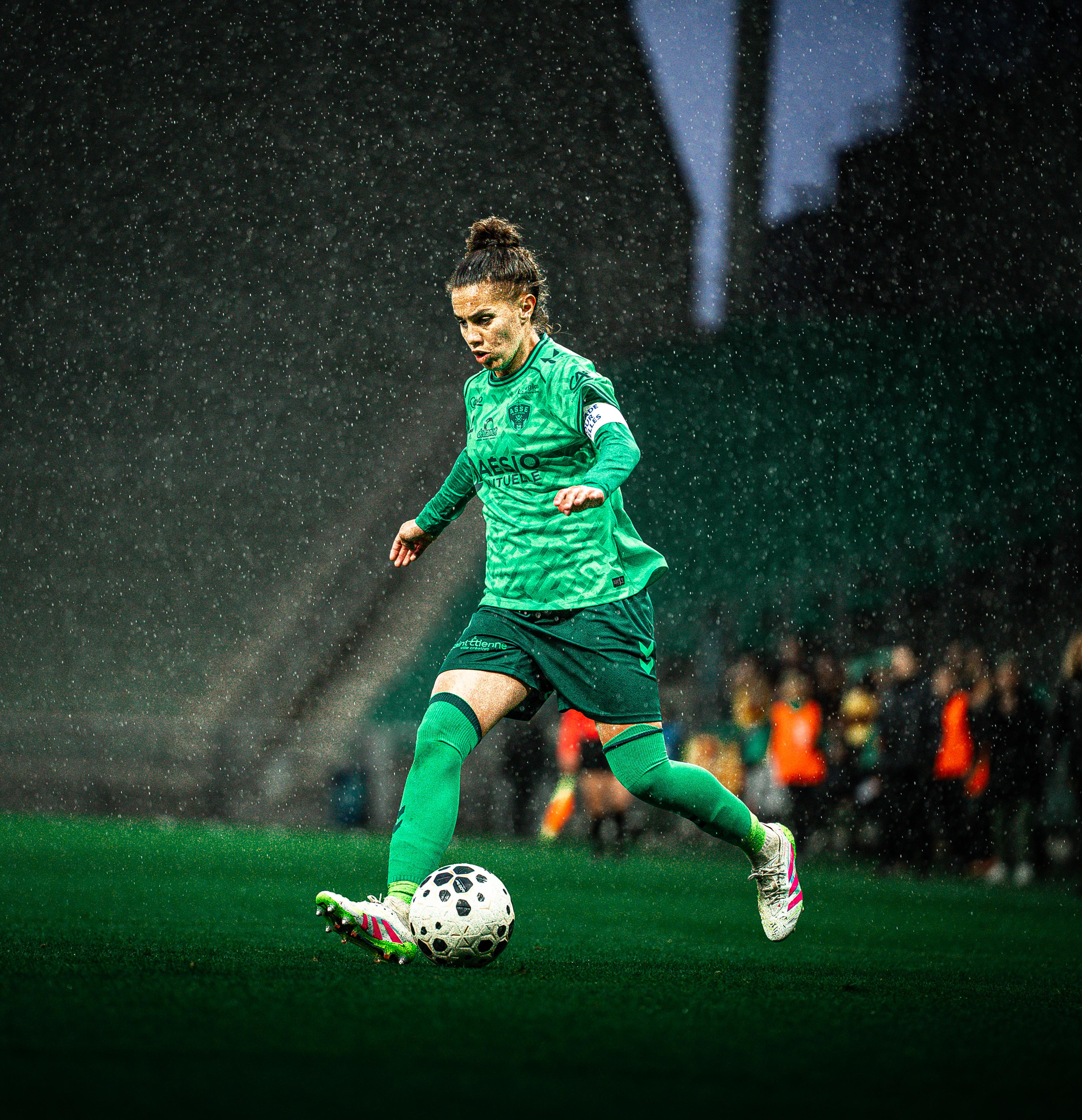 ASSE féminine carrée 3